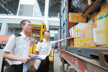 深圳出口加工區(qū)保稅倉(cāng)庫(kù)及國(guó)內(nèi)貿(mào)易代理詳解